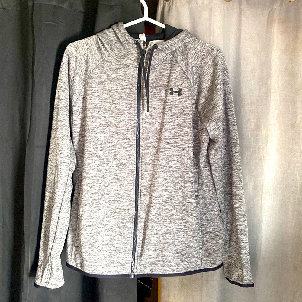 UNDER ARMOUR. COLD GEAR. GRAY HOODIE.